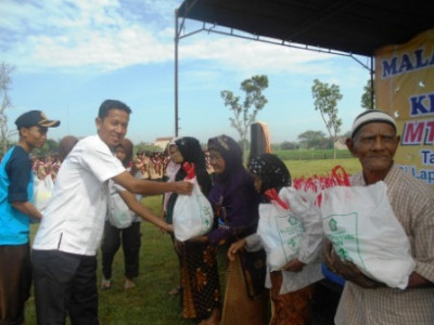 penyerahan-sembako-4
