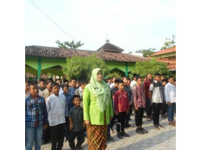 upacara-hari-kartini-4